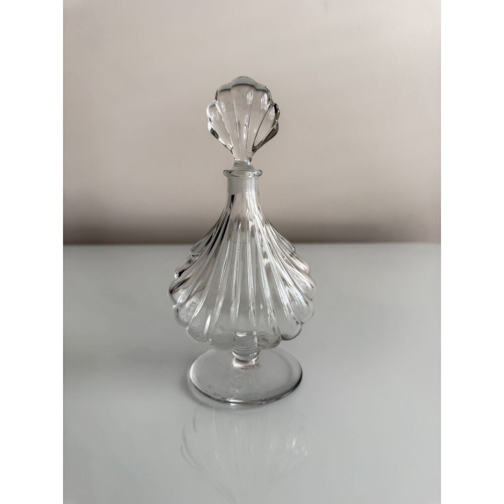 Vintage Baccarat Primevère Crystal Perfume Bottle Flacon Shell Scallop Stopper